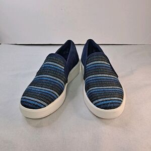 Clarks Layton Petal Slip-on Sneakers Shoes Women's 7.5M Navy Suede Fabric Upper